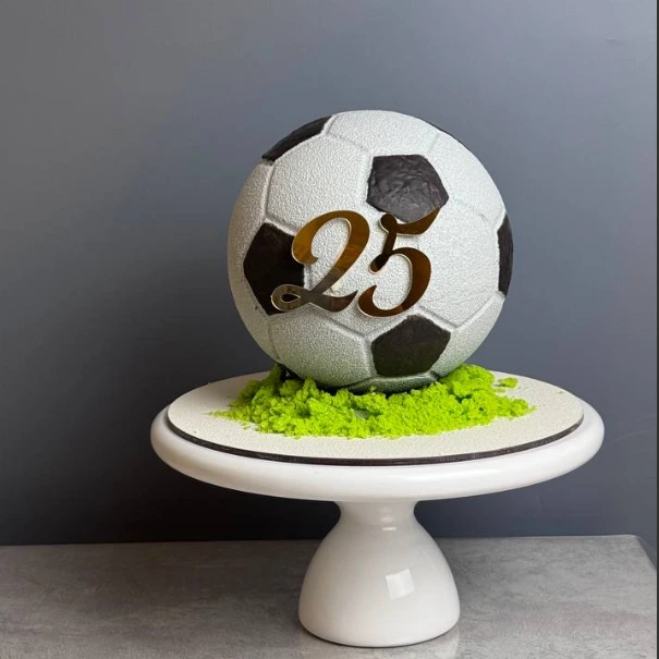 Мяч - кондитерская TestifyTest в Комсомольск-на-Амуре заказать торт десерт пирожное онлайн