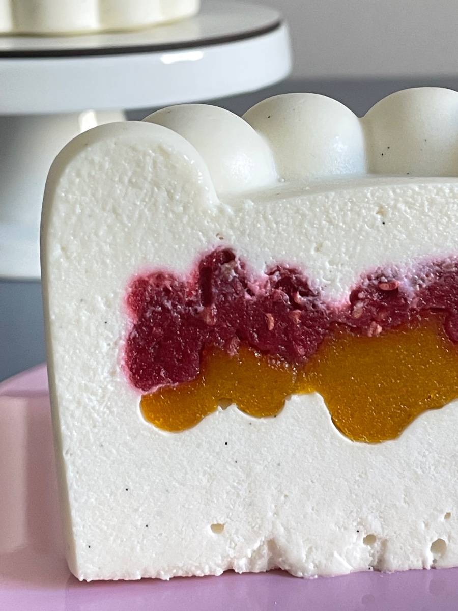 Пасха "Малина-манго" - кондитерская MANUCHO Bakery в Москва заказать десерт торт онлайн