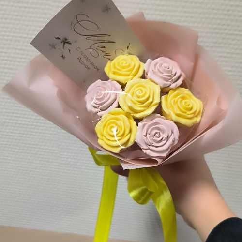 Шоколадные цветы подарок маме 7 шт  - кондитерская Iris cake kms Торты и десерты в Комсомольск-на-Амуре заказать торт десерт пирожное онлайн