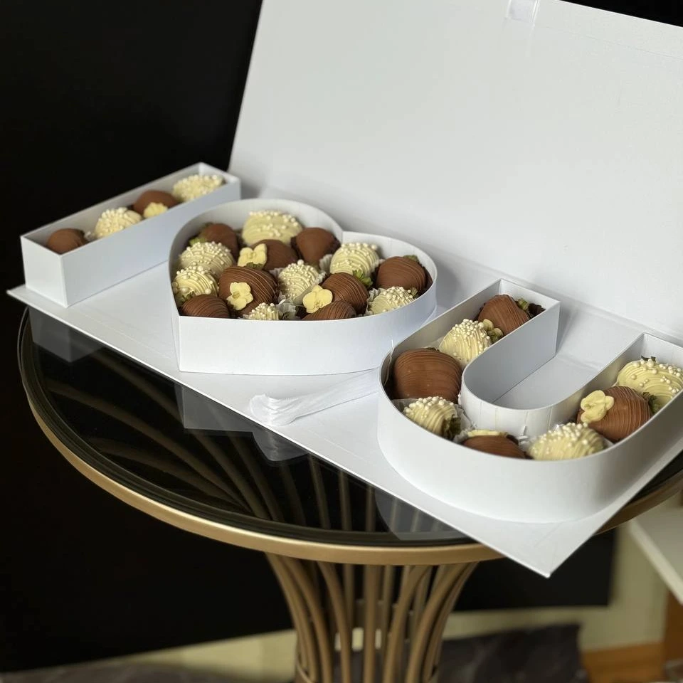 I love you - кондитерская Alena desserts | Торт СПб | Клубника в шоколаде | Торт бомба | Бенто торт СПб в Санкт-Петербург заказать торт десерт пирожное онлайн